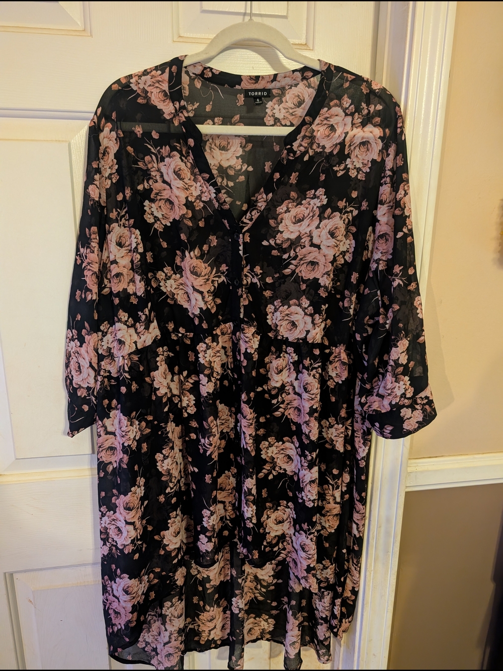 torrid Black Floral Button-Front Midi Blouse with Pink Rose Print